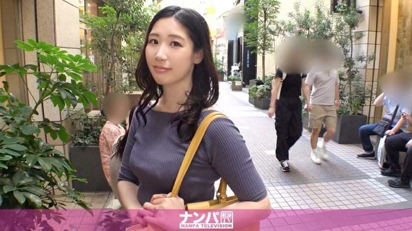 GANA-2993 Seriously easy going, first shoot. 2028 Picking up a beautiful magazine reporter researching Kichijoji gourmet food! After a long absence of sex in 3 years, she screams "Not there!! It's touching me!!!" and cums over and over agai
